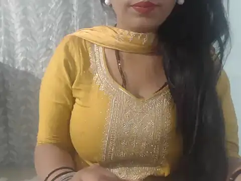 cute-priy online show from February 2025 05:24:01 AM