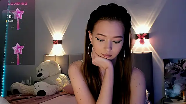 Snapshot of diana_nier chatting on September 2025 07:41:02 PM diana nier online show from September 2025 07:41:02 PM