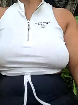 sexy-latin10 online show from March 2025 08:40:01 PM