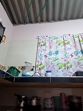 sexy-latin10 online show from December 2025 09:40:01 AM