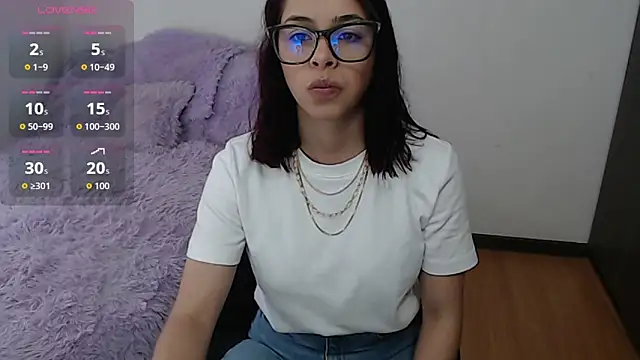 Snapshot of sofia_xxx1 chatting on September 2025 11:33:02 AM sofia xxx1 online show from September 2025 11:33:02 AM