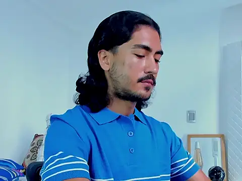 Snapshot of david__johnson372 chatting on October 2025 01:21:01 PM david johnson372 online show from October 2025 01:21:01 PM