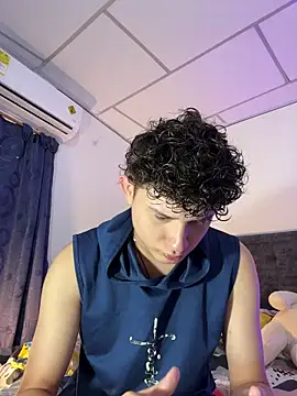 Nathan Bluee online show from November 2025 03:00:01 PM