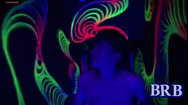 Snapshot of DominicPrince chatting on November 2025 05:19:01 AM DominicPrince online show from November 2025 05:19:01 AM