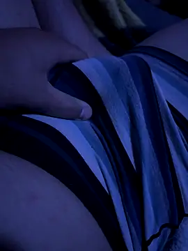 yungsexy- online show from September 2025 03:18:02 AM