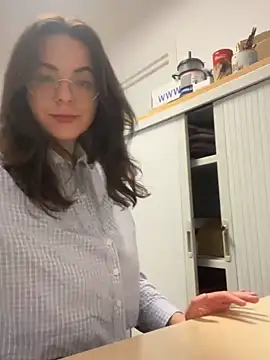 Snapshot of Alicia_Hot1 chatting on March 2025 06:34:02 PM Alicia Hot1 online show from March 2025 06:34:02 PM