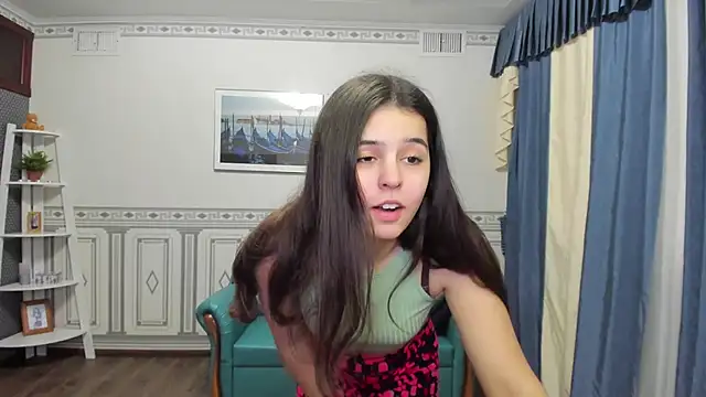Molly Owens online show from February 2025 01:03:02 PM