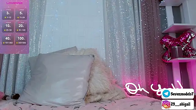 Abigail 29 online show from December 2024 03:43:02 PM