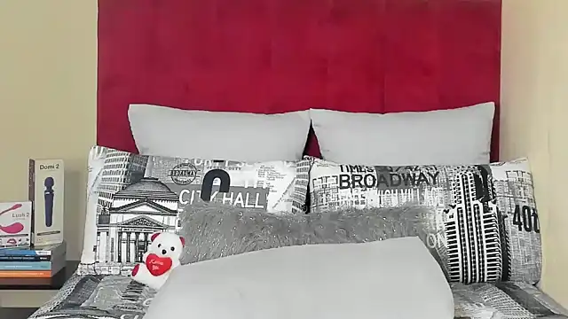 Snapshot of TAWELA998 chatting on March 2025 08:06:02 PM TAWELA998 online show from March 2025 08:06:02 PM