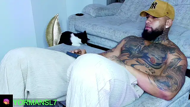 Snapshot of zaiin_diesel chatting on October 2025 08:37:01 AM zaiin diesel online show from October 2025 08:37:01 AM