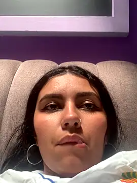 Larabrooks online show from October 2025 05:43:01 PM