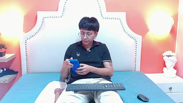 luke morgans online show from January 2025 06:00:01 PM