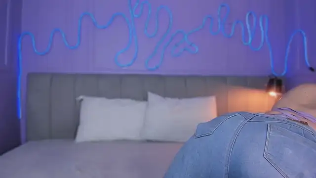 Mai higurashi online show from October 2025 08:33:02 PM