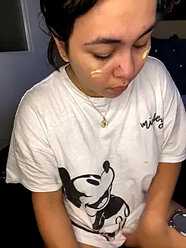 AmorMia online show from October 2025 12:24:02 PM