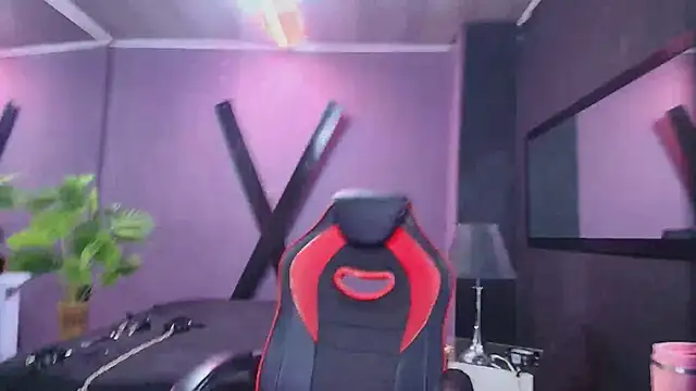 AmorMia online show from October 2025 08:06:02 PM