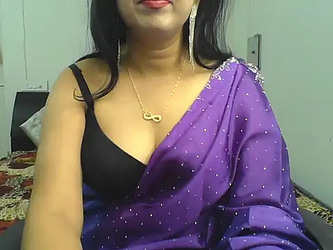 Snapshot of BIG_HEARTED chatting on October 2025 05:59:02 PM BIG HEARTED online show from October 2025 05:59:02 PM