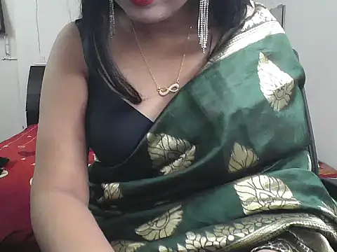 Snapshot of BIG_HEARTED chatting on November 2025 05:23:01 PM BIG HEARTED online show from November 2025 05:23:01 PM