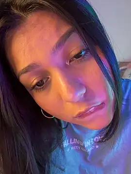 Snapshot of Maii_chan chatting on October 2025 06:02:02 AM Maii chan online show from October 2025 06:02:02 AM