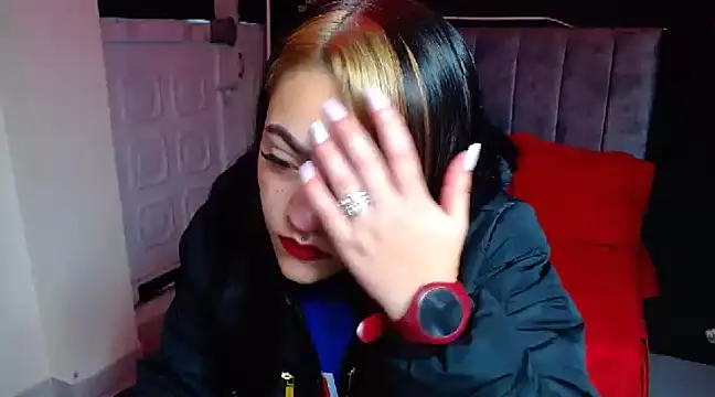 Violettasquirt online show from January 2025 03:12:01 PM