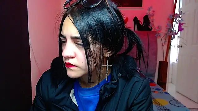 Violettasquirt online show from October 2025 01:35:02 PM