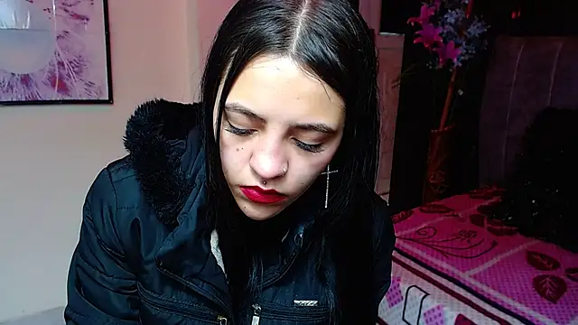 Violettasquirt online show from November 2025 02:18:02 PM