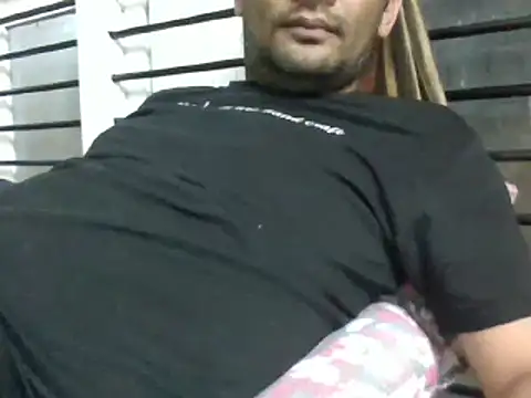 NiceBoy9099 online show from January 2025 05:49:01 PM