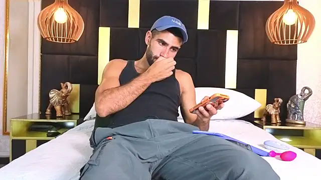 Snapshot of Ethan__Walker chatting on November 2025 08:42:01 PM Ethan Walker online show from November 2025 08:42:01 PM