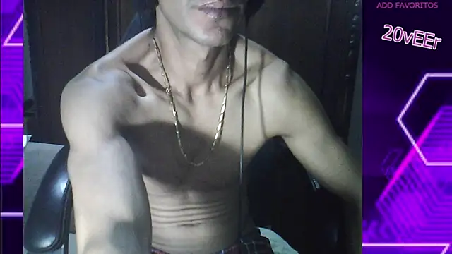 Snapshot of 20vEEr chatting on February 2025 05:32:01 AM 20vEEr online show from February 2025 05:32:01 AM