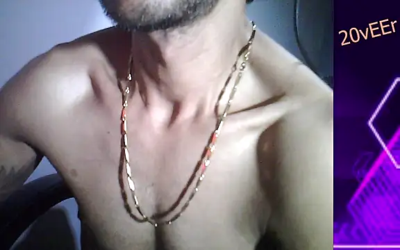 Snapshot of 20vEEr chatting on February 2025 12:08:02 AM 20vEEr online show from February 2025 12:08:02 AM