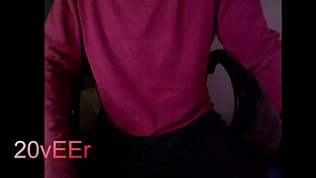 Snapshot of 20vEEr chatting on September 2025 08:01:02 PM 20vEEr online show from September 2025 08:01:02 PM