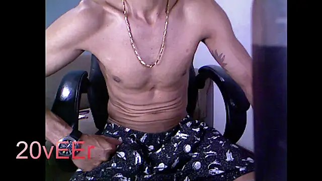 Snapshot of 20vEEr chatting on October 2025 08:50:02 PM 20vEEr online show from October 2025 08:50:02 PM