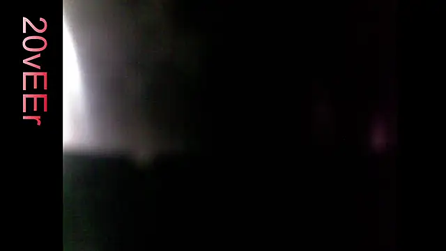 Snapshot of 20vEEr chatting on October 2025 06:44:01 AM 20vEEr online show from October 2025 06:44:01 AM