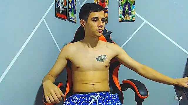 Snapshot of ADAM_HOT chatting on November 2025 11:29:01 PM ADAM HOT online show from November 2025 11:29:01 PM