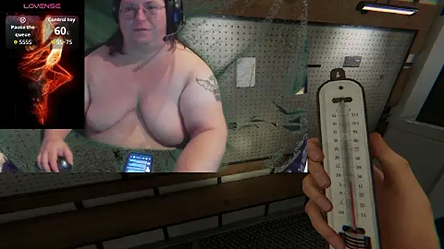 Snapshot of ShibariTurtleDuck chatting on October 2025 12:52:02 AM ShibariTurtleDuck online show from October 2025 12:52:02 AM