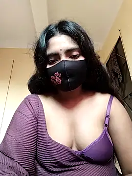 Snapshot of Lina-Rose chatting on October 2025 01:26:02 AM Lina-Rose online show from October 2025 01:26:02 AM