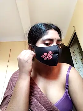 Snapshot of Lina-Rose chatting on October 2025 01:28:01 AM Lina-Rose online show from October 2025 01:28:01 AM