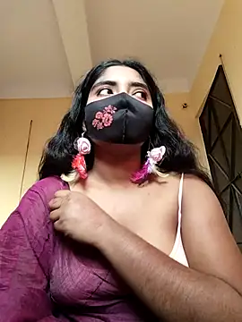 Snapshot of Lina-Rose chatting on November 2025 01:26:02 AM Lina-Rose online show from November 2025 01:26:02 AM