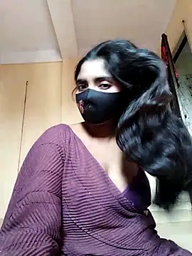 Snapshot of Lina-Rose chatting on November 2025 08:57:01 AM Lina-Rose online show from November 2025 08:57:01 AM