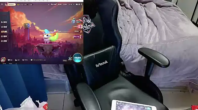 Snapshot of Angelababy001 chatting on January 2025 10:52:01 PM Angelababy001 online show from January 2025 10:52:01 PM