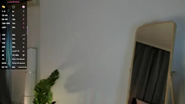 Snapshot of Ketty_Belly chatting on October 2025 09:19:02 AM Ketty Belly online show from October 2025 09:19:02 AM