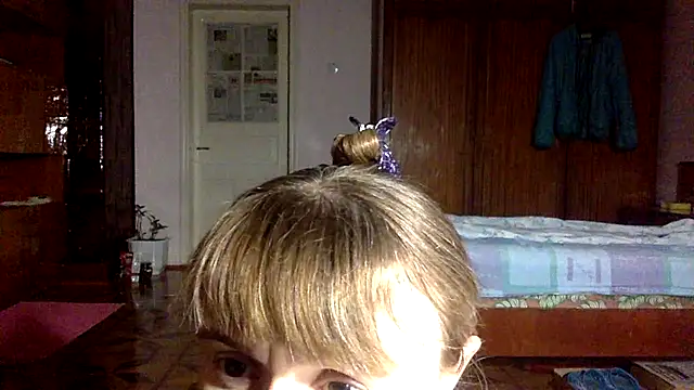 Snapshot of KlavdiaPetrivna chatting on October 2025 09:21:01 PM KlavdiaPetrivna online show from October 2025 09:21:01 PM