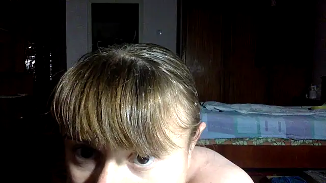 Snapshot of KlavdiaPetrivna chatting on October 2025 11:39:01 PM KlavdiaPetrivna online show from October 2025 11:39:01 PM