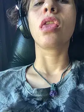 Snapshot of kidagasha chatting on December 2024 08:07:02 PM kidagasha online show from December 2024 08:07:02 PM