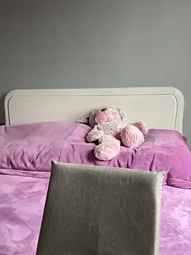 Mili-0 online show from January 2025 08:25:02 AM