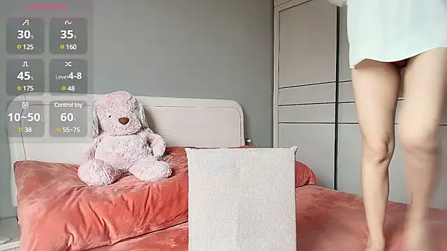 Mili-0 online show from February 2025 06:43:02 AM