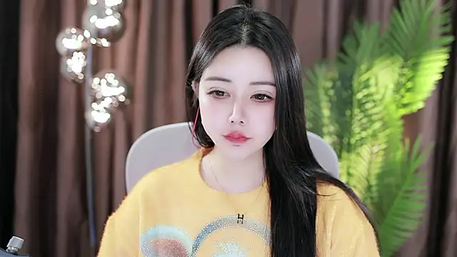 Qiaoqiao  online show from January 2025 06:03:02 AM