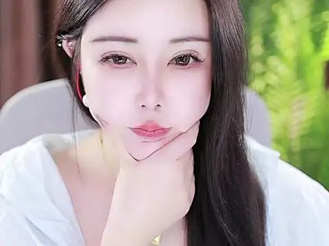 Qiaoqiao  online show from January 2025 07:06:02 AM