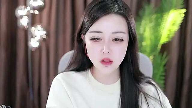 Qiaoqiao  online show from January 2025 08:50:01 AM