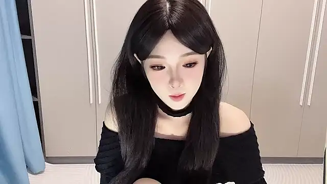 Q-ing online show from November 2025 12:39:02 PM