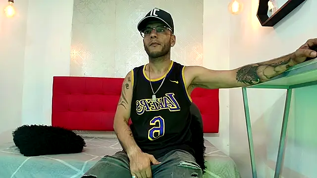 Andrey u92 online show from September 2025 08:20:02 PM